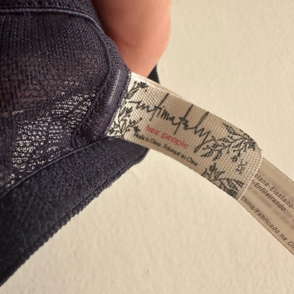 Intimately Free People Navy Blue Front Clasp Racerback Underwire Bralette 32C - Picture 6 of 7